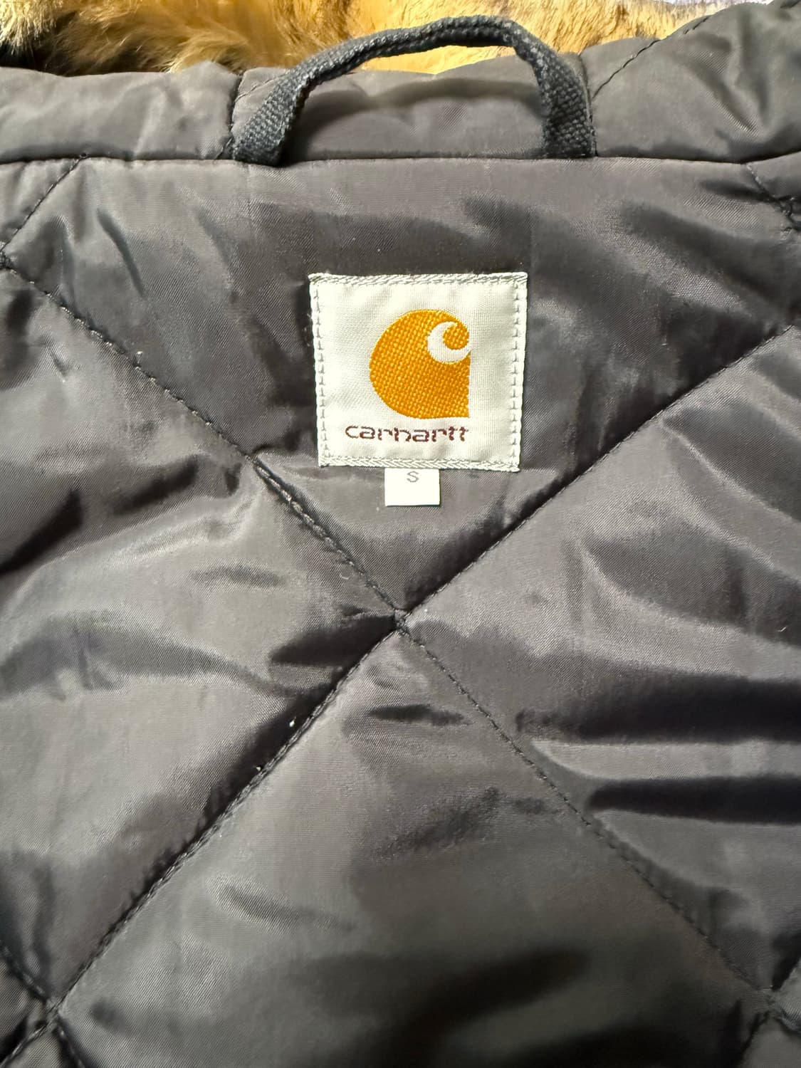 칼하트 블랙 시베리안 파카 상품이미지4