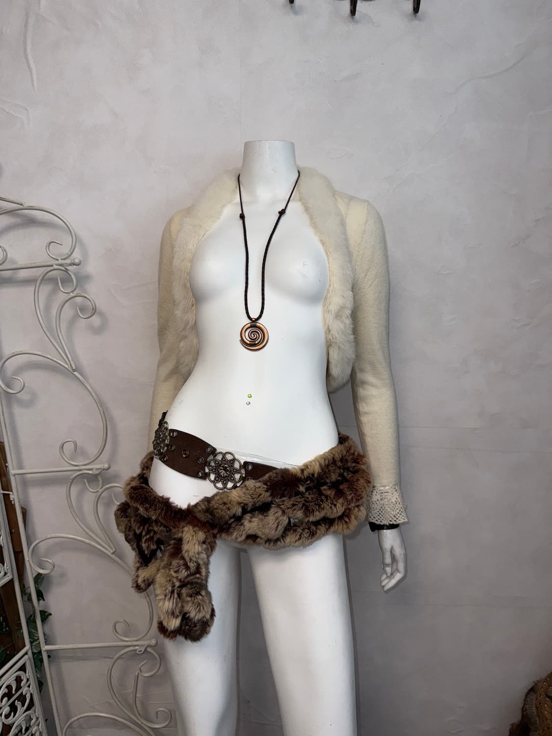 L’est rose wool rabbit fur trimming 볼레로 상품이미지1