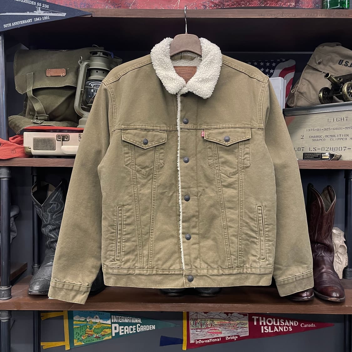 리바이스 타입 3 쉐르파 데님 트러커 자켓 상품이미지1