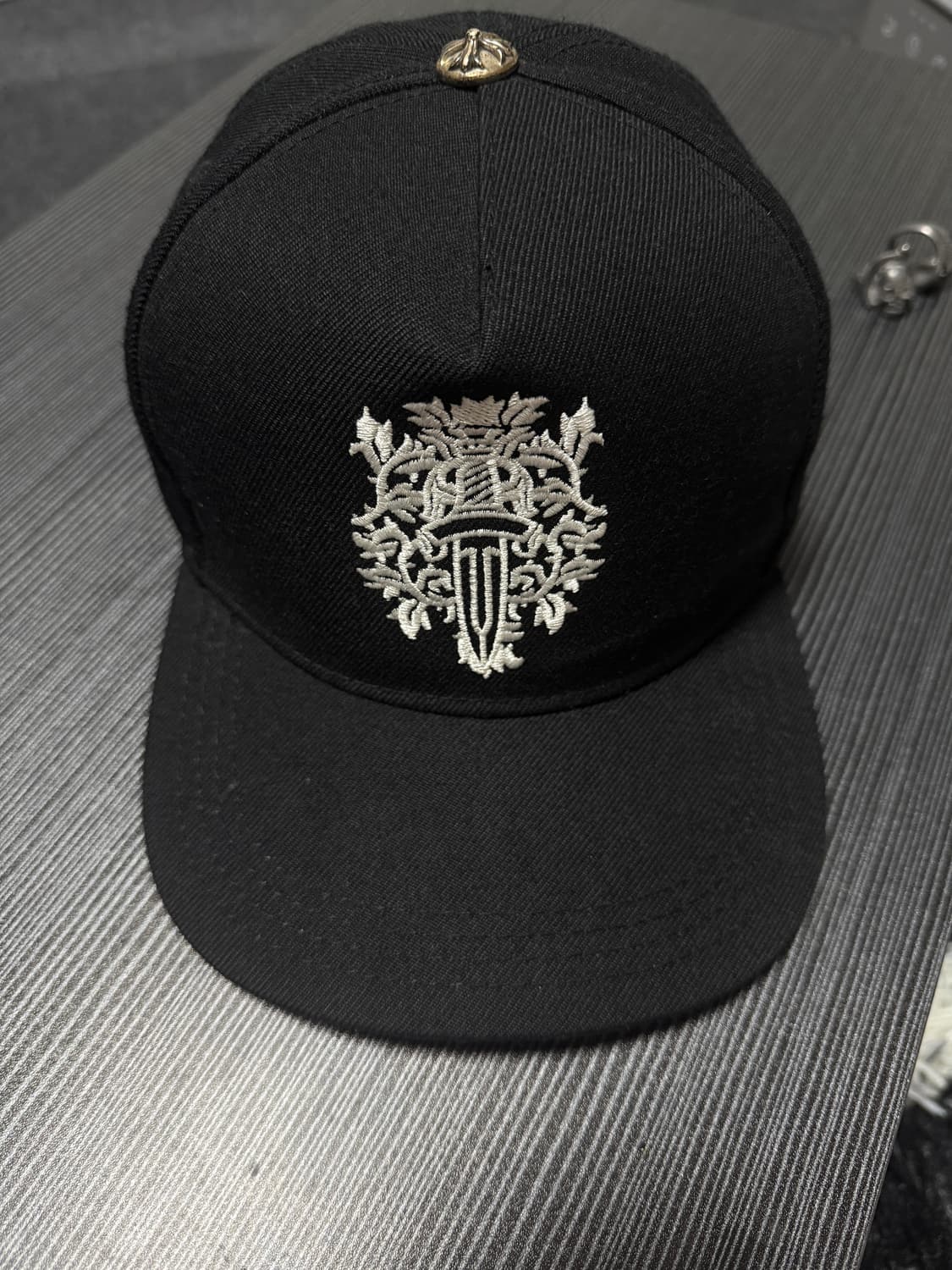 크롬하츠 바인대거 블랙 볼캡 상품이미지1