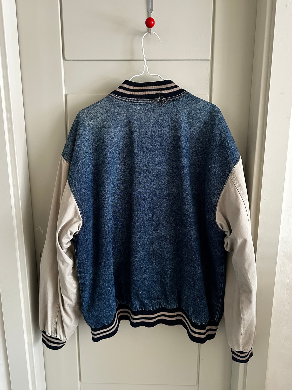 NORTHWEST TERRITORY 데님 바시티 자켓 상품이미지5