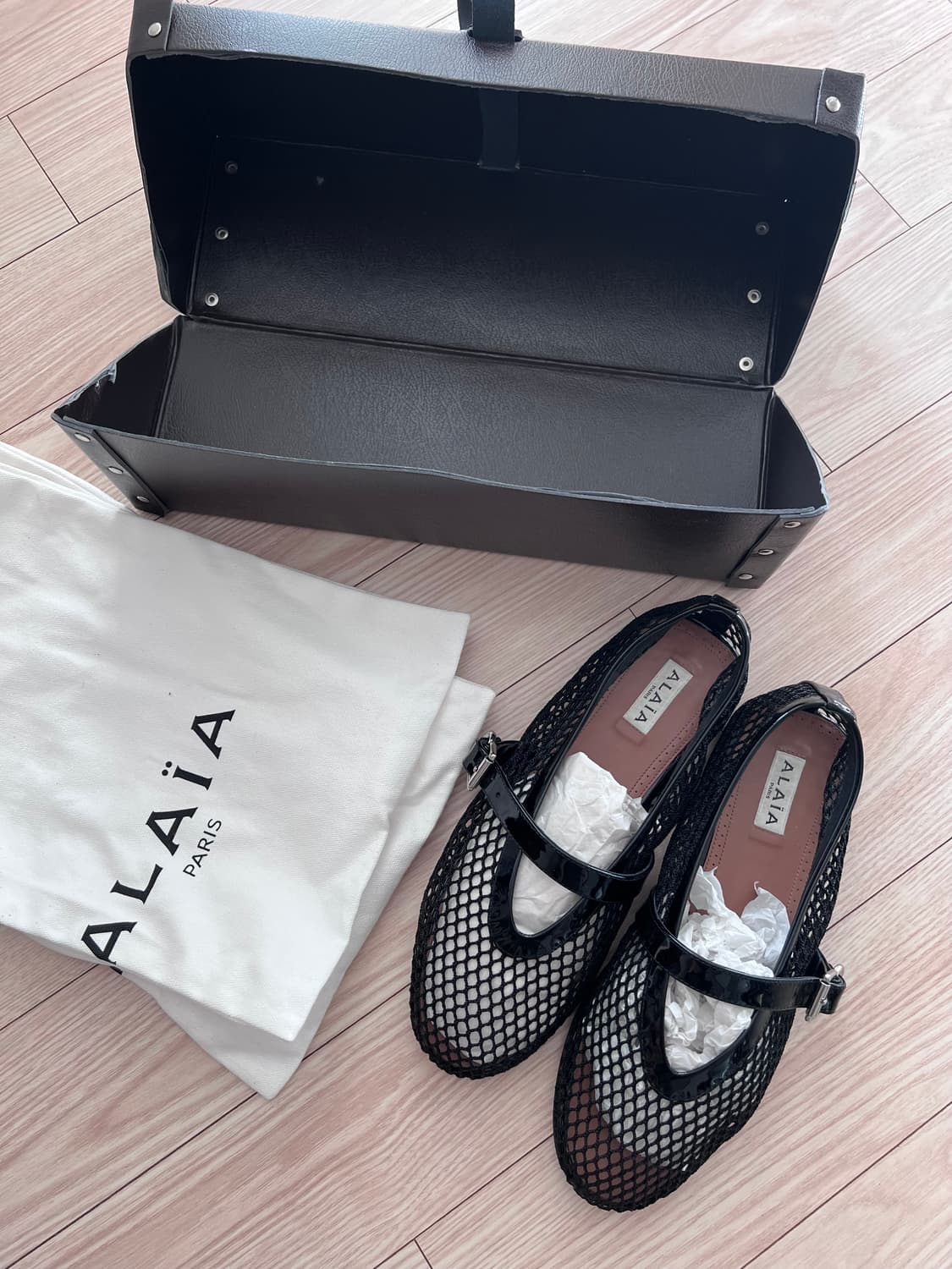 알라이아 플랫 슈즈 38.5 상품이미지1