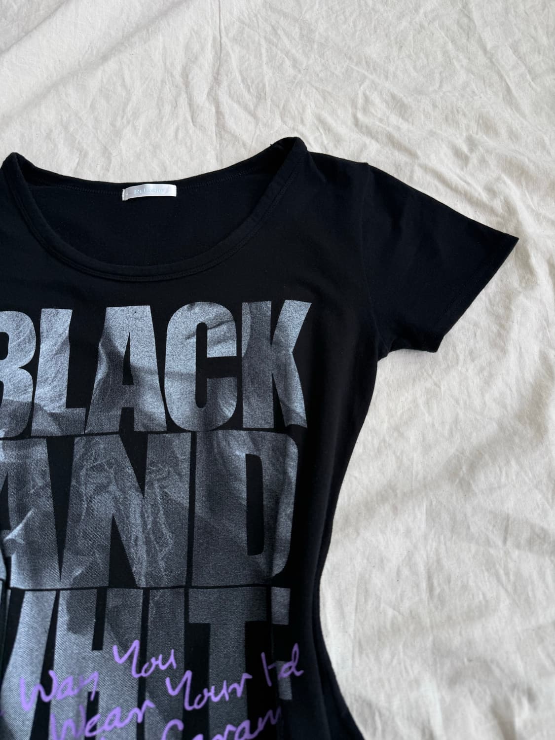 블랙 y2k 00’s 딱붙 프린팅 반팔 상품이미지3