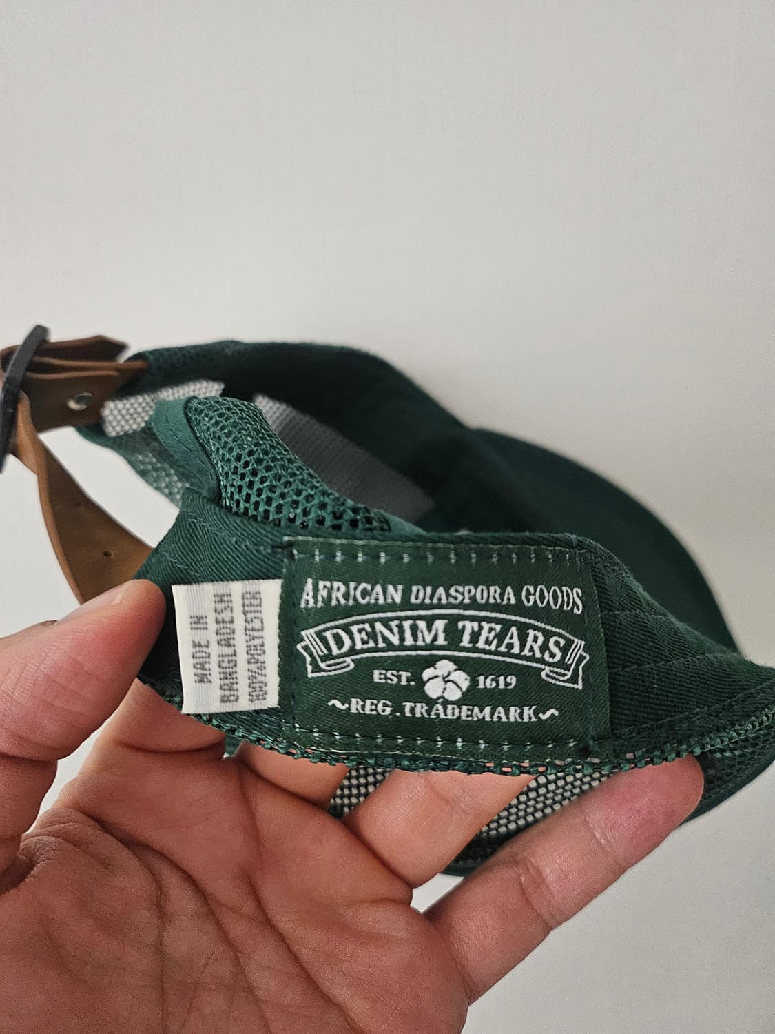 데님티어스 Denim Tears 메쉬 트러커캡
 상품이미지5