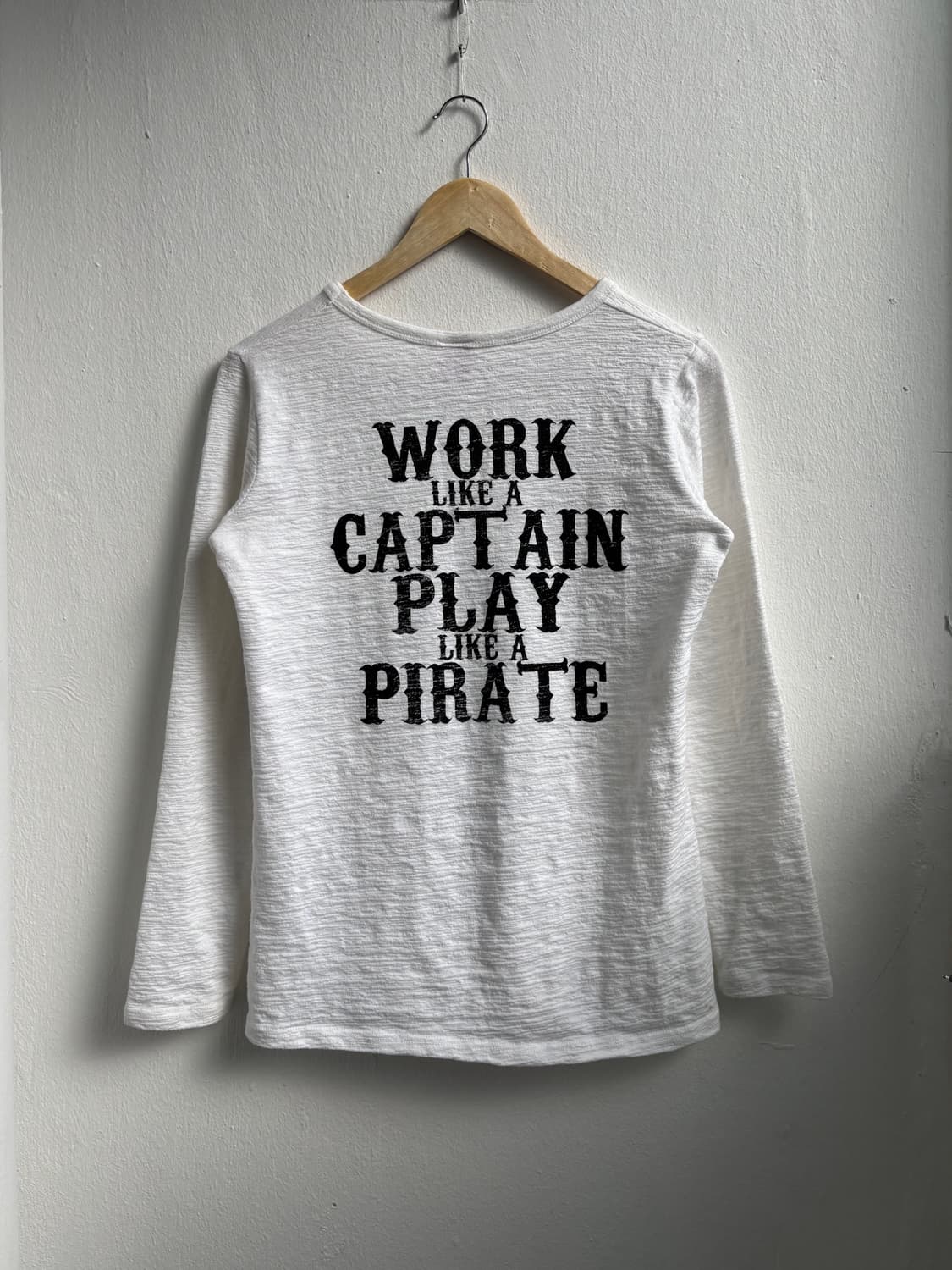 Vintage White Skull Graphic Long Sleeve 상품이미지3