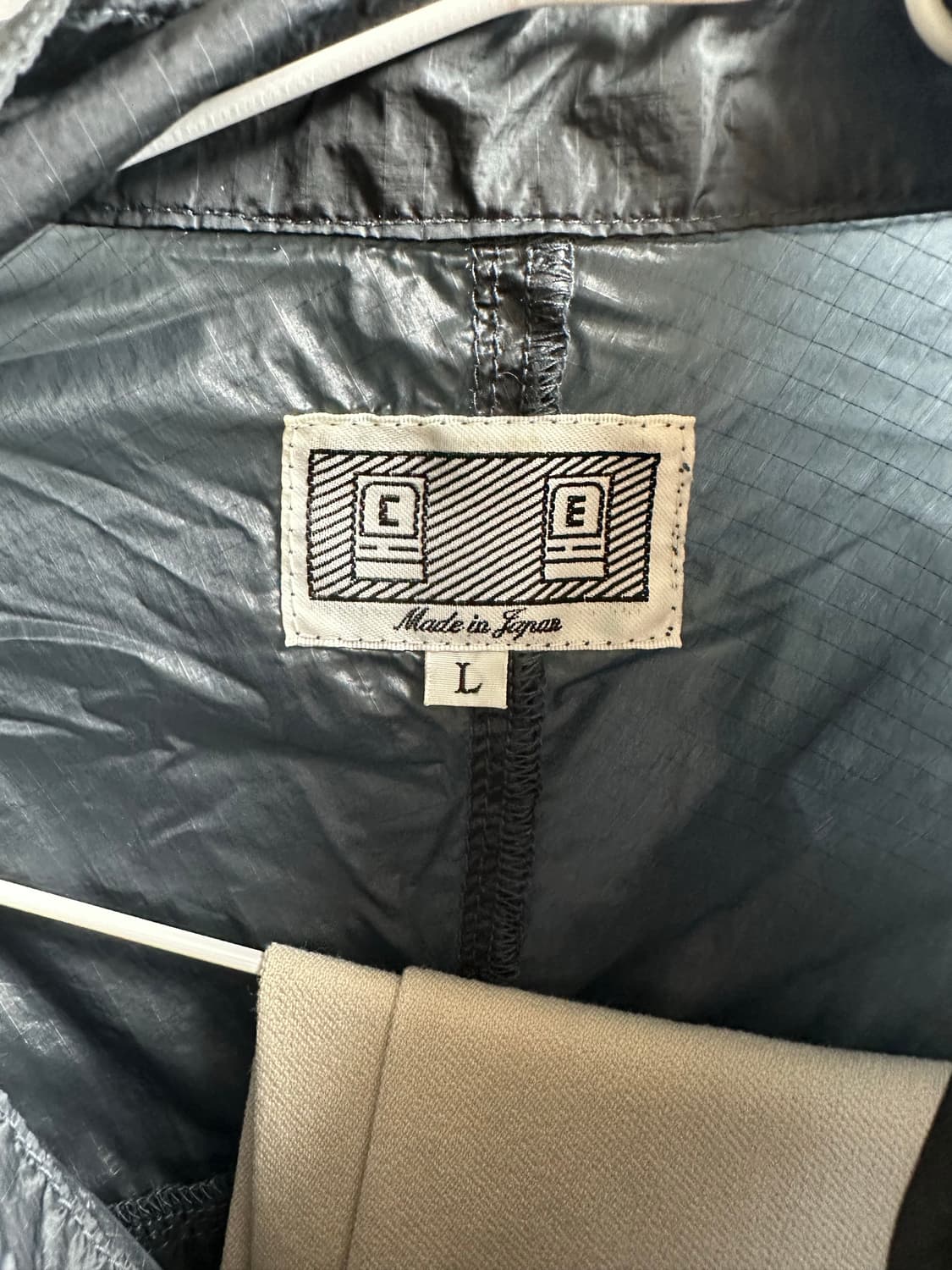 CAVEMPT 카브엠트 나일론 경량 집업 자켓 상품이미지3