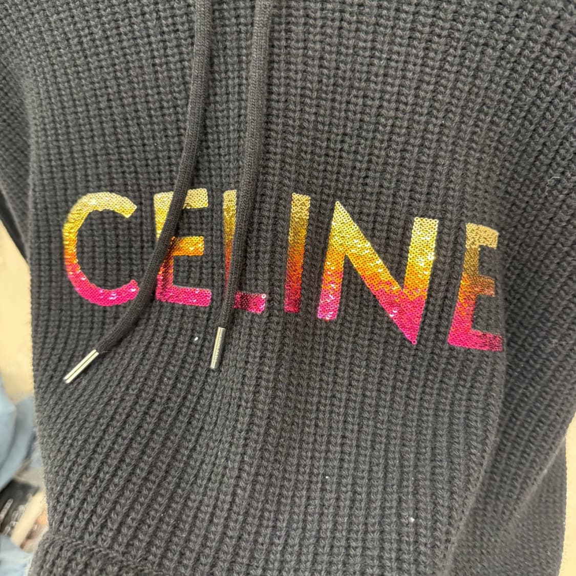 [리오브전포점] 셀린느 리브드 울 로고 니트 후드 상품이미지4