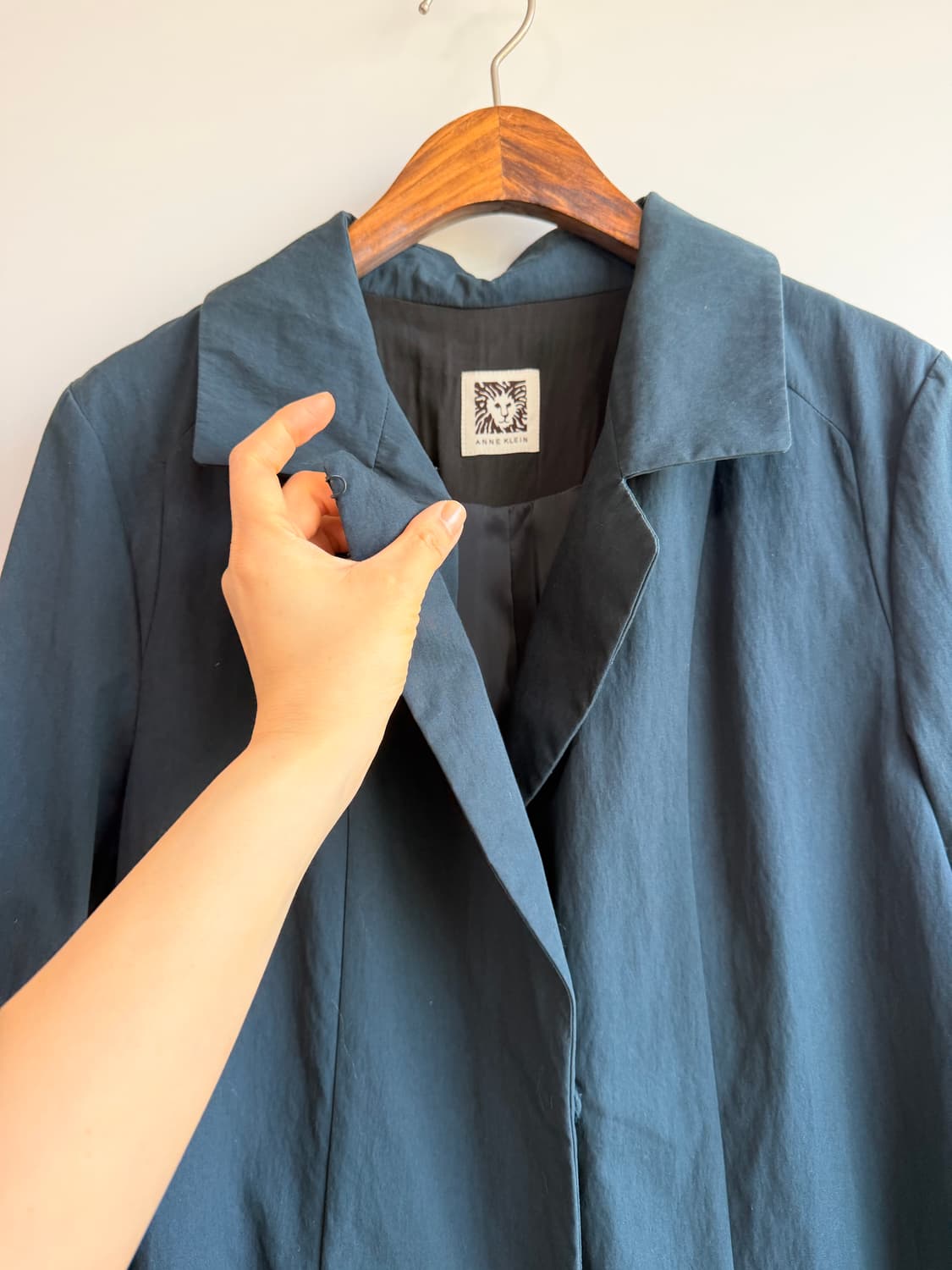 앤클라인(Anne Klein) 네이비 트렌치코트 상품이미지2