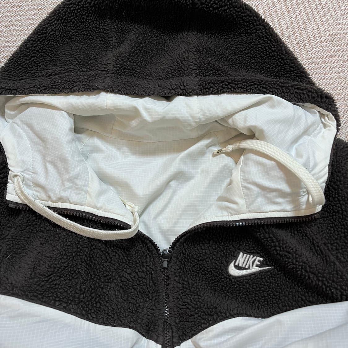 [정품] 나이키 화이트 브라운 리버시블 바막 후리스 [ L ] 상품이미지5