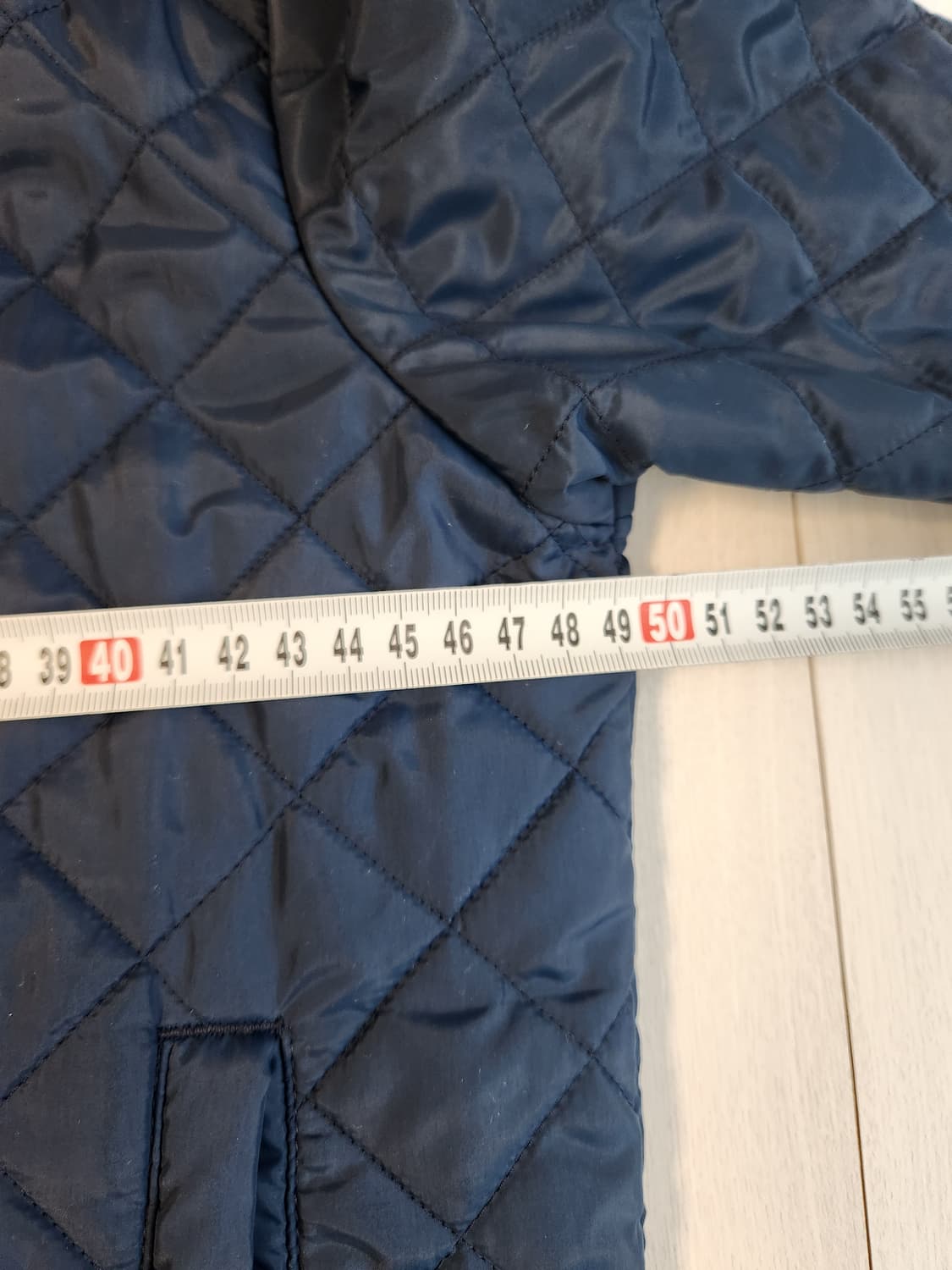 아디다스 파이어버드 퀄팅 자켓 사이즈90 s

사진처럼 사용감 거의 없어 상품이미지2