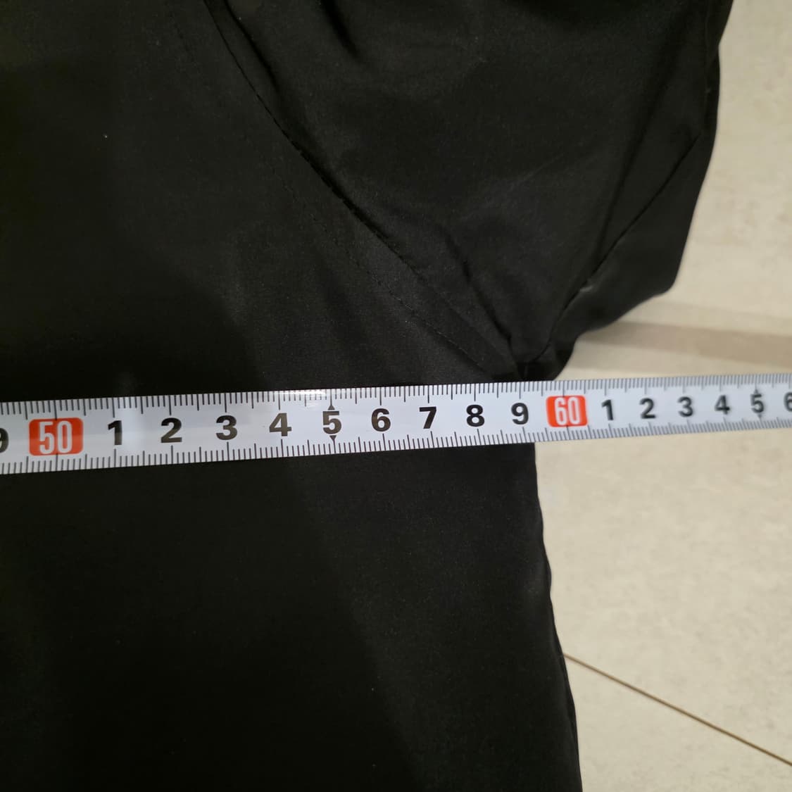 입생로랑 구스다운 패딩 점퍼 블랙 95(M) 상품이미지8