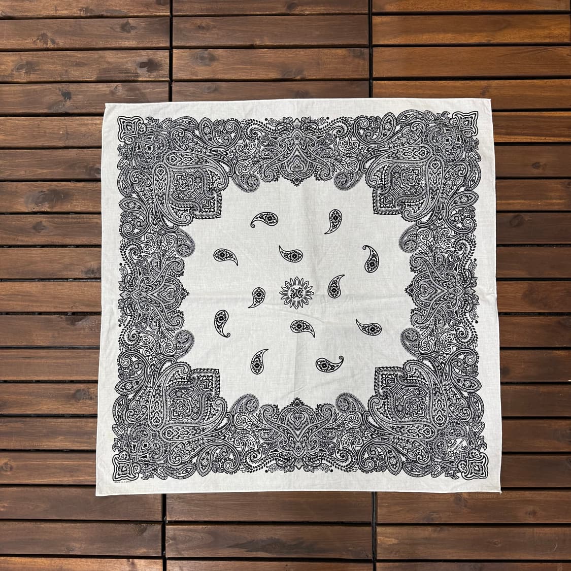 빈티지 페이즐리 반다나  상품이미지1