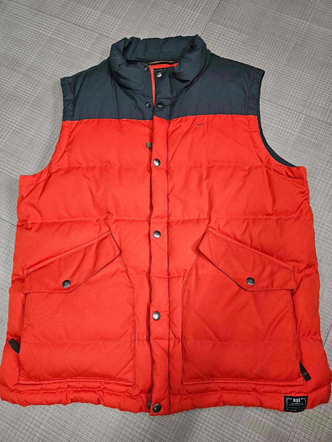 나이키 구스다운 패딩 쪼끼 상품이미지1