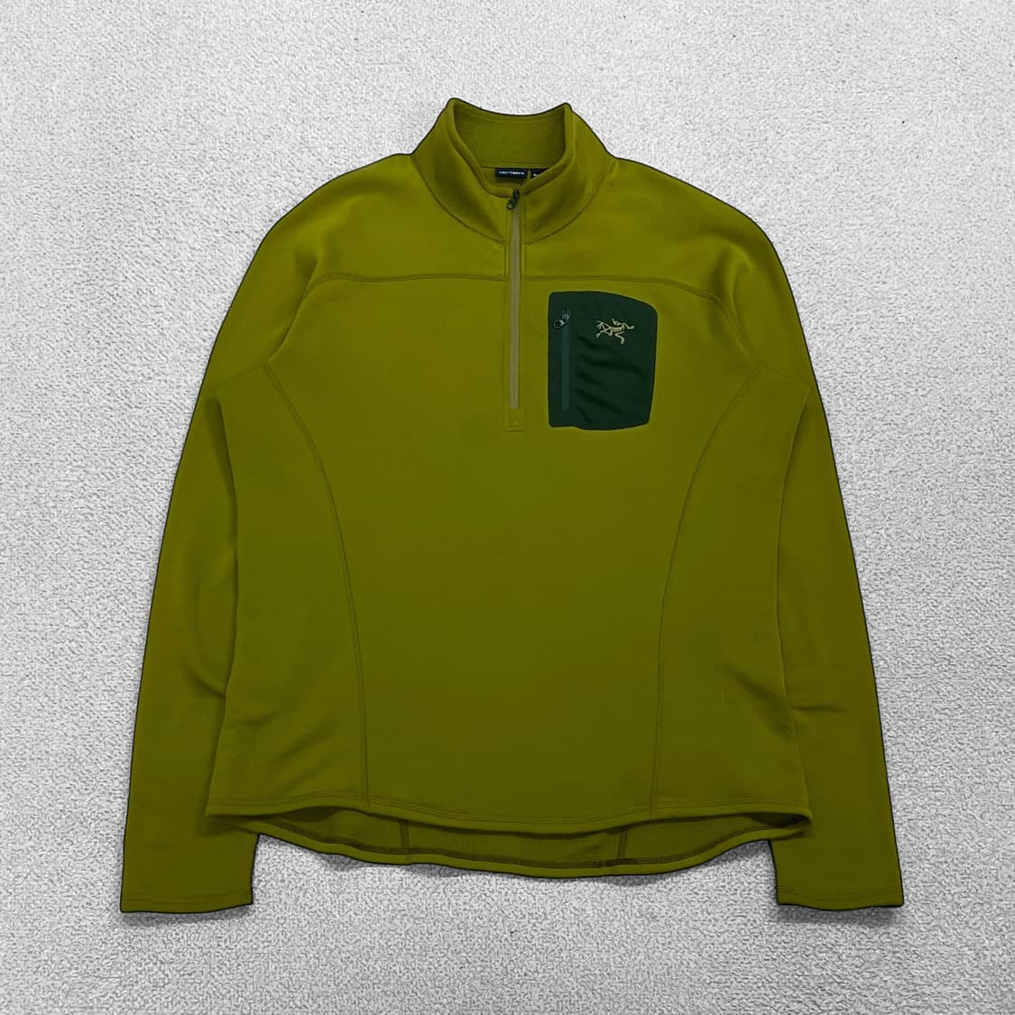 아크테릭스 폴리 포켓 하프집업 상품이미지1