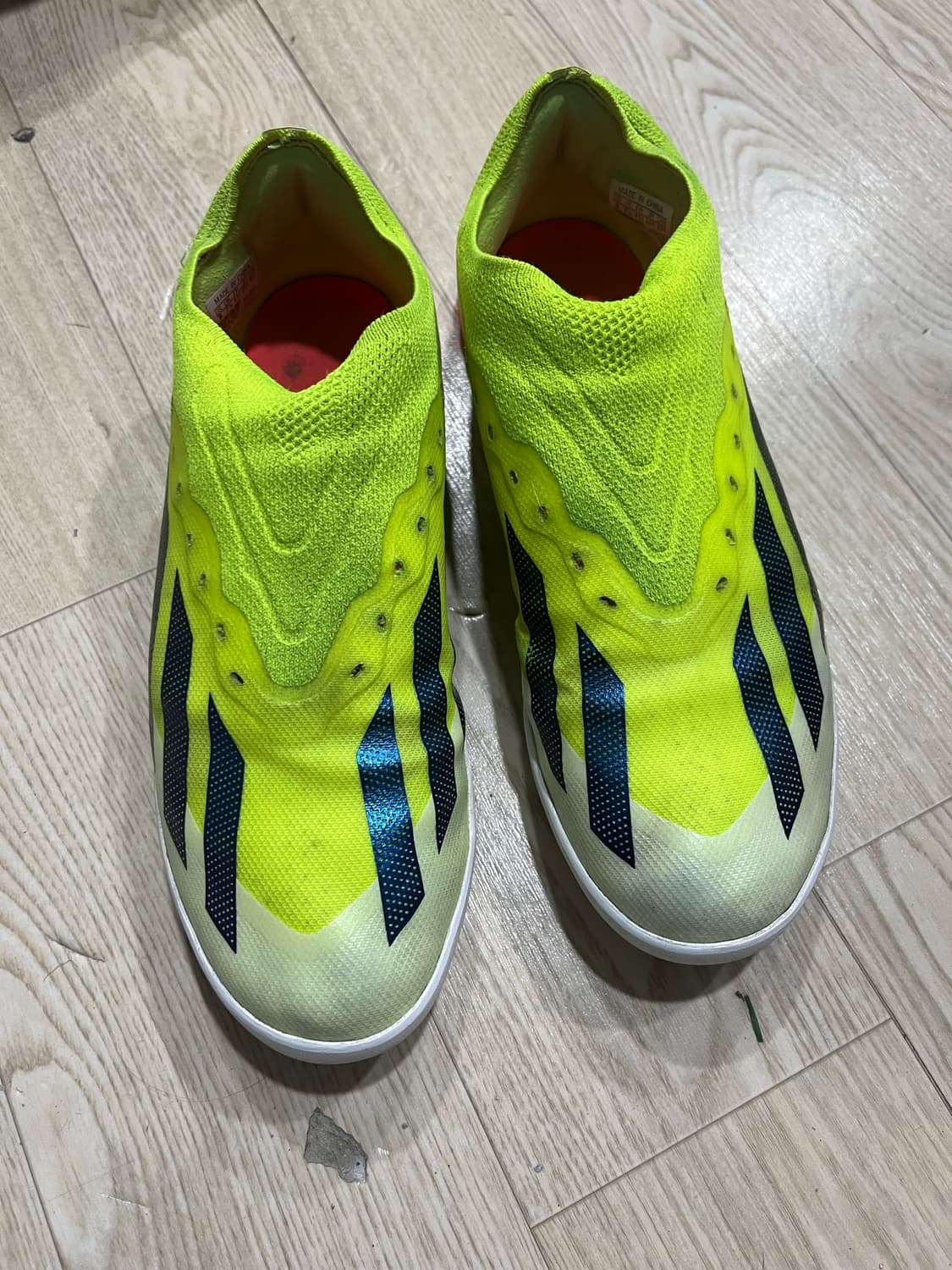 아디다스 풋살화 상품이미지1