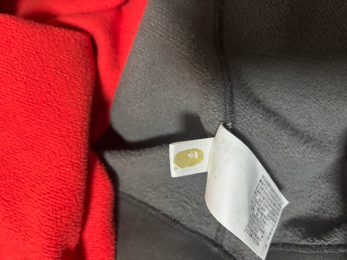 베이프 샤크 후드 레드블랙S 상품이미지4