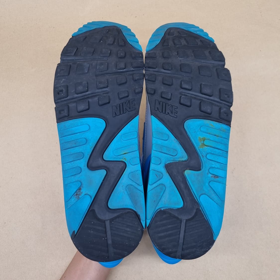 나이키 에어맥스90 플라이이즈 운동화 275 상품이미지3