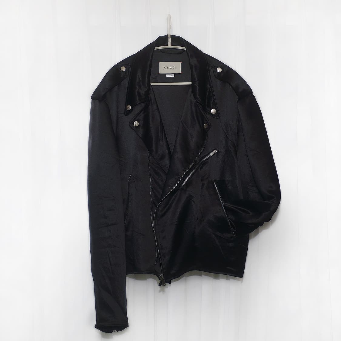 구찌 (GUCCI) 사이드 띠로고 블랙 실크 라이더 자켓 (48 / 10 상품이미지1