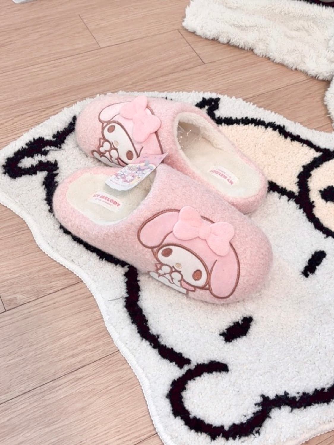 산리오 마이멜로디 시나모롤 룸 슬리퍼 양모 뽀글이 실내화 상품이미지1