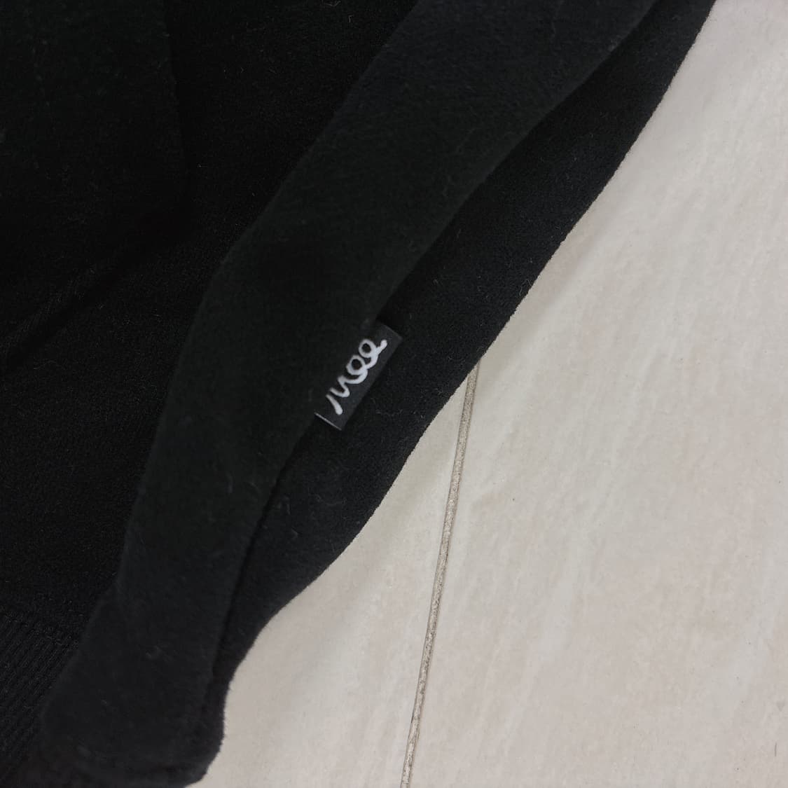 새제품 MOO 엠오오 피치스킨 벌룬오버 기모 후드 상품이미지4