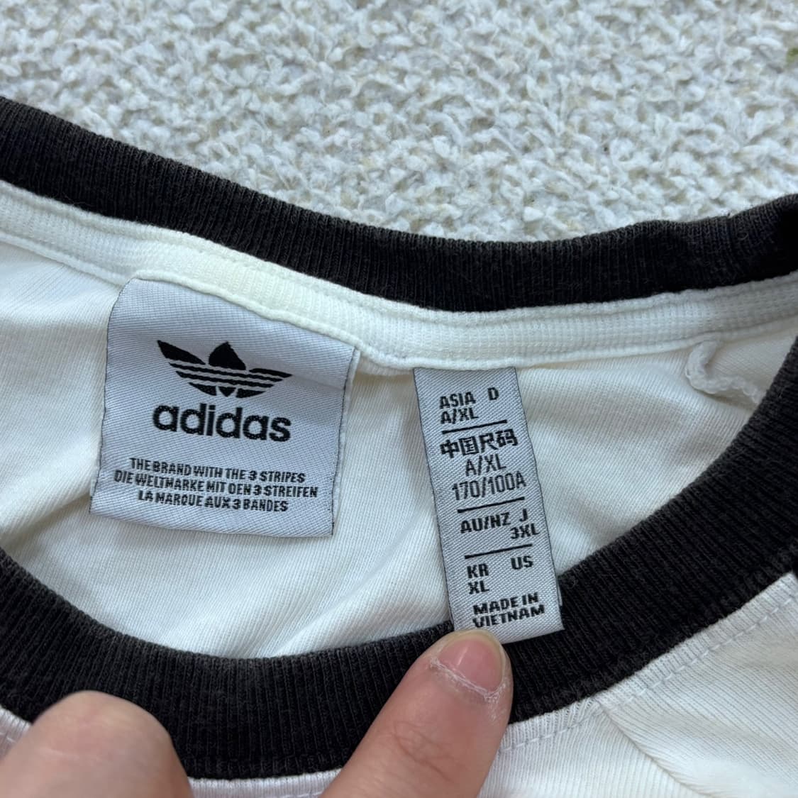 XL 아디다스 여성 스트라이프 크롭 0421E 상품이미지3