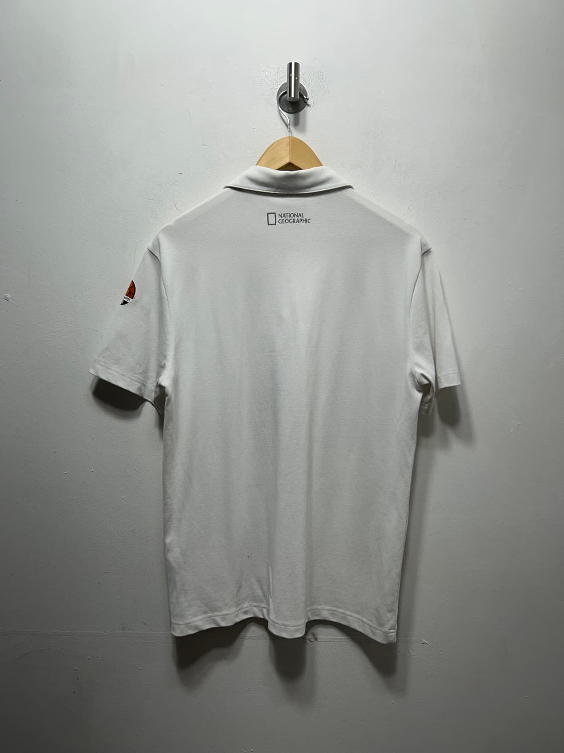 내셔널지오그래픽 김천시청 여구단 반팔 티셔츠 L  상품이미지2