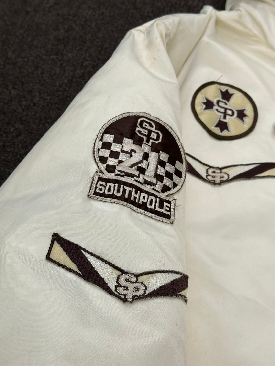 XL)사우스폴 화이트 멀티 패치 스키 점퍼 상품이미지4