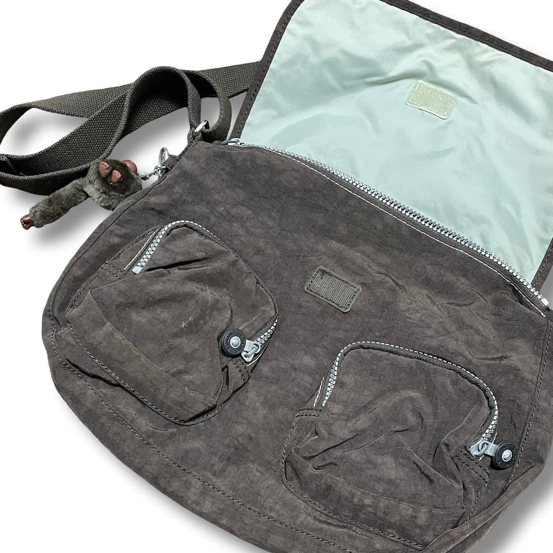 키플링 빈티지 크로스백 브라운 + 키링 상품이미지2