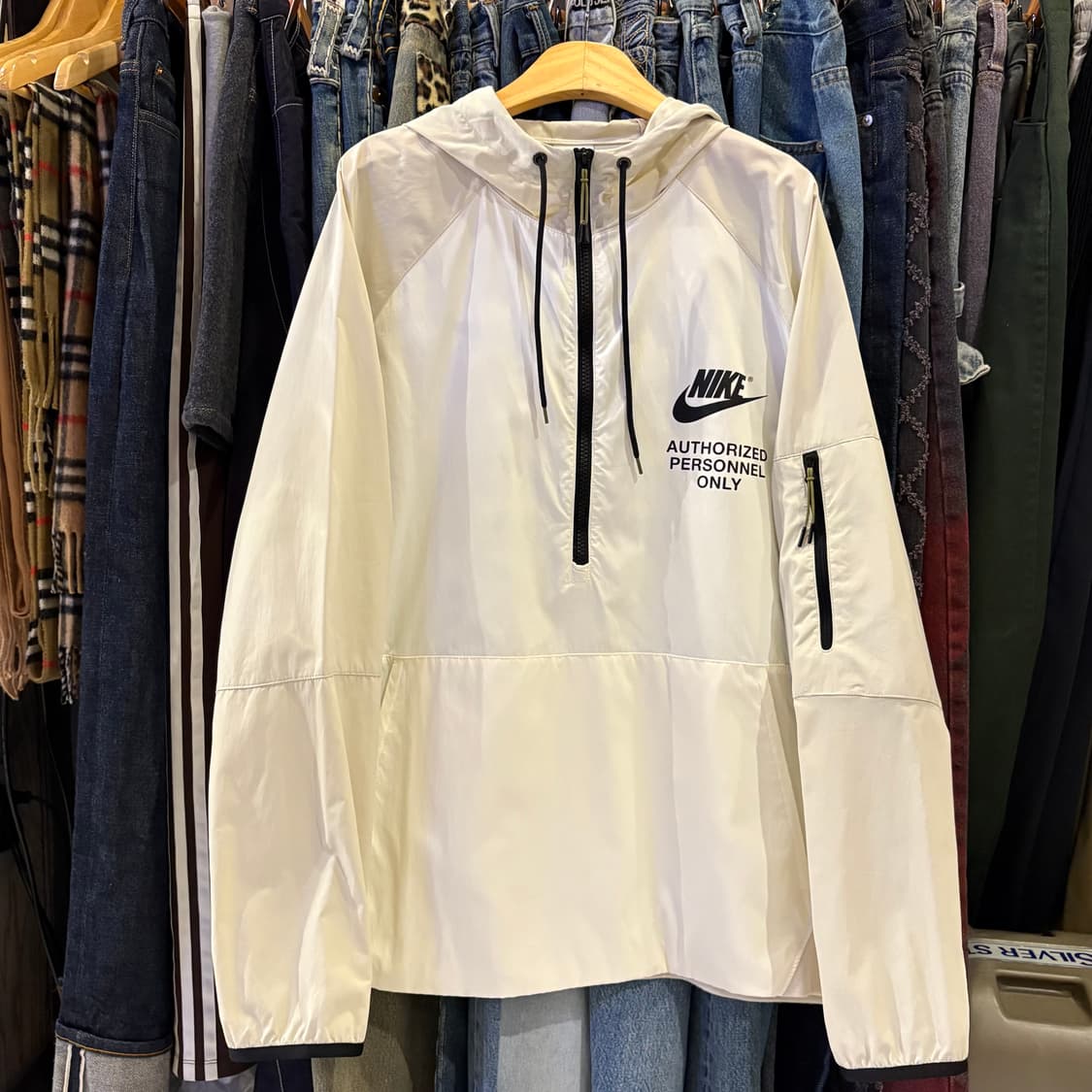 나이키 우븐 언라인드 백로고 후드 아노락 상품이미지3
