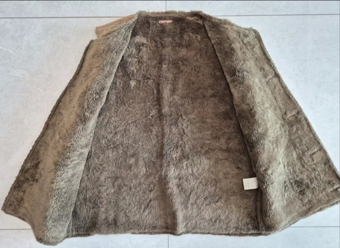 KAPITAL
Concho Button
Boa Fleece Vest  상품이미지6