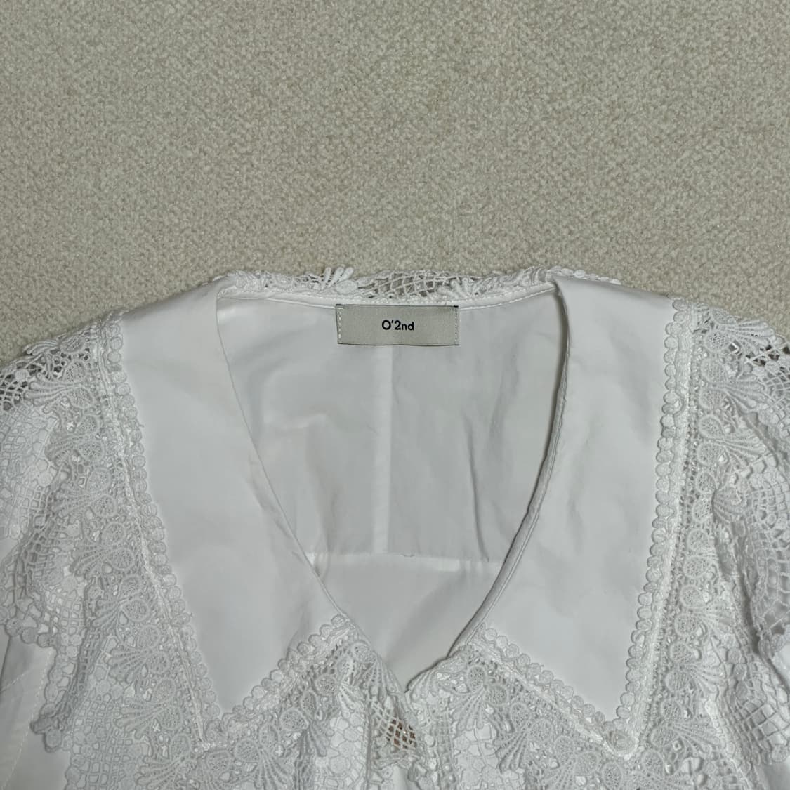 오즈세컨 레이스 카라 블라우스 상품이미지5
