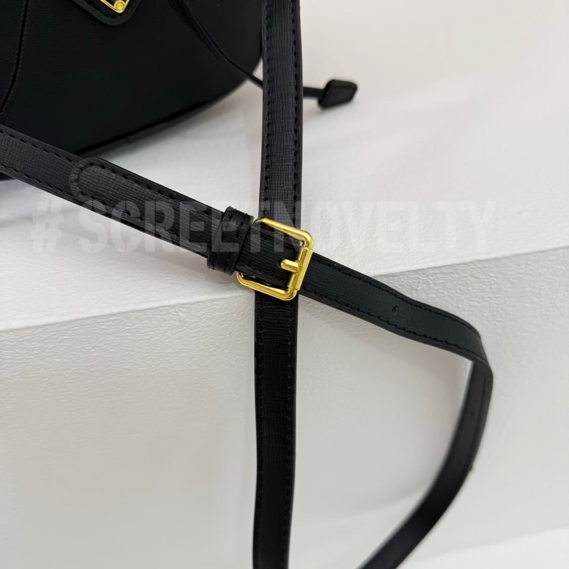 프라다 리나일론 버킷백 크로스백 블랙 상품이미지6