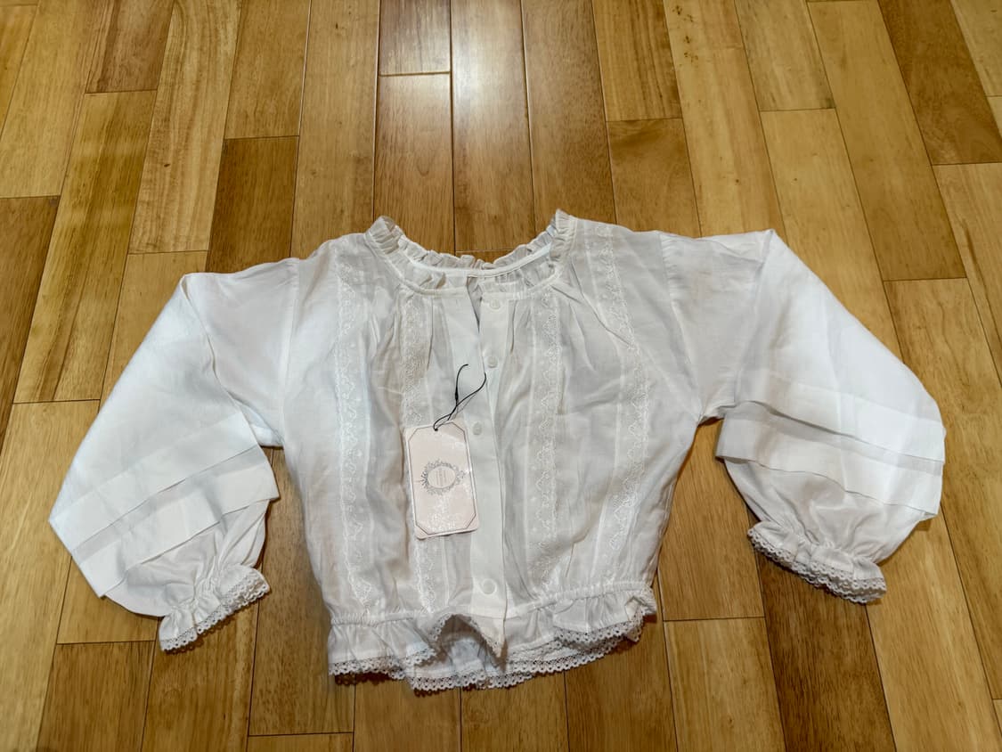 밀크코코아 아멜리라인 릴리 블라우스 새상품 상품이미지4