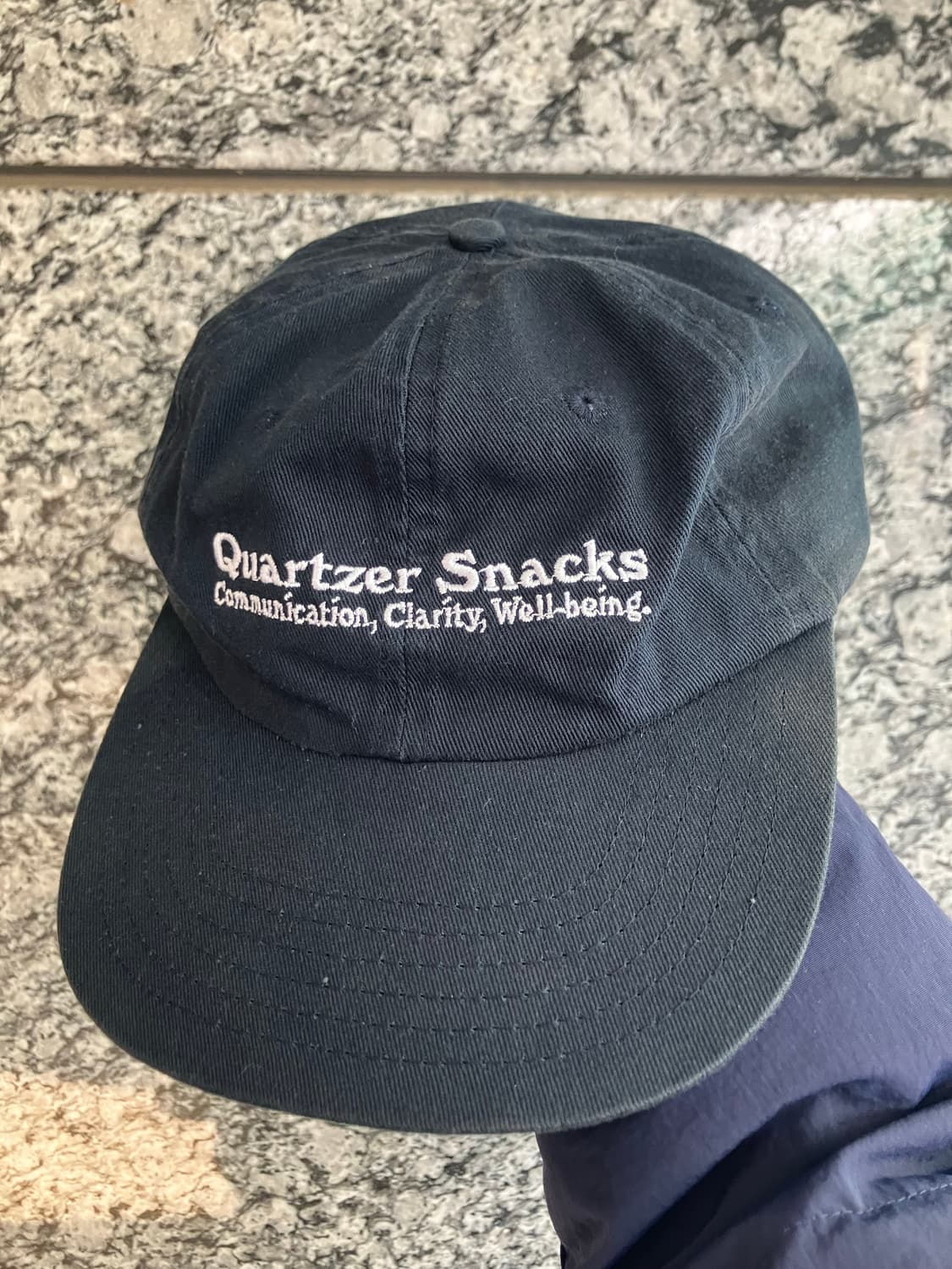 쿼터스낵스 스케이트보드 6패널캡 볼캡 모자 네이비 상품이미지1