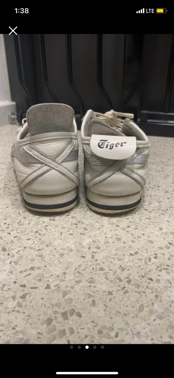 오니츠카 타이거 240 강민경님 착용 모델 상품이미지3