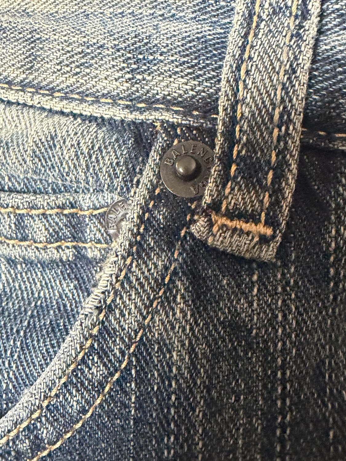 발렌시아가 부츠컷 데님팬츠 라이트 블루  S 상품이미지6