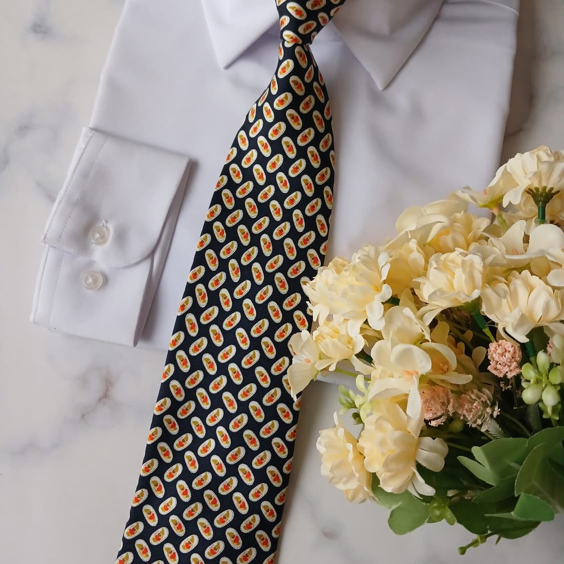 지방시 실크 네이비 멀티 패턴 넥타이 9.3cm A+등급 A19305
 상품이미지7