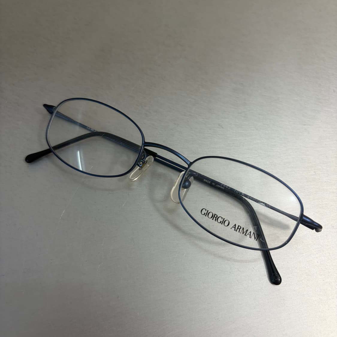 조르지오 아르마니 284J 1013 네이비 슬림 메탈 안경테 상품이미지2