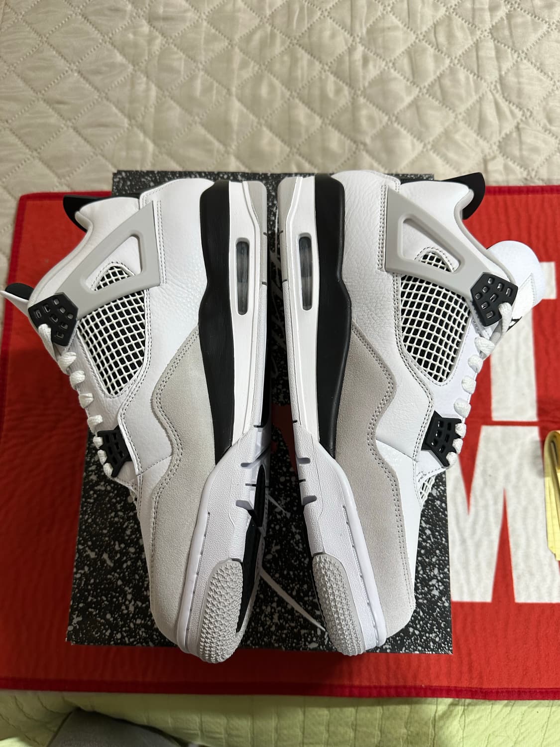 조던 4 흰검 300사이즈 상품이미지2