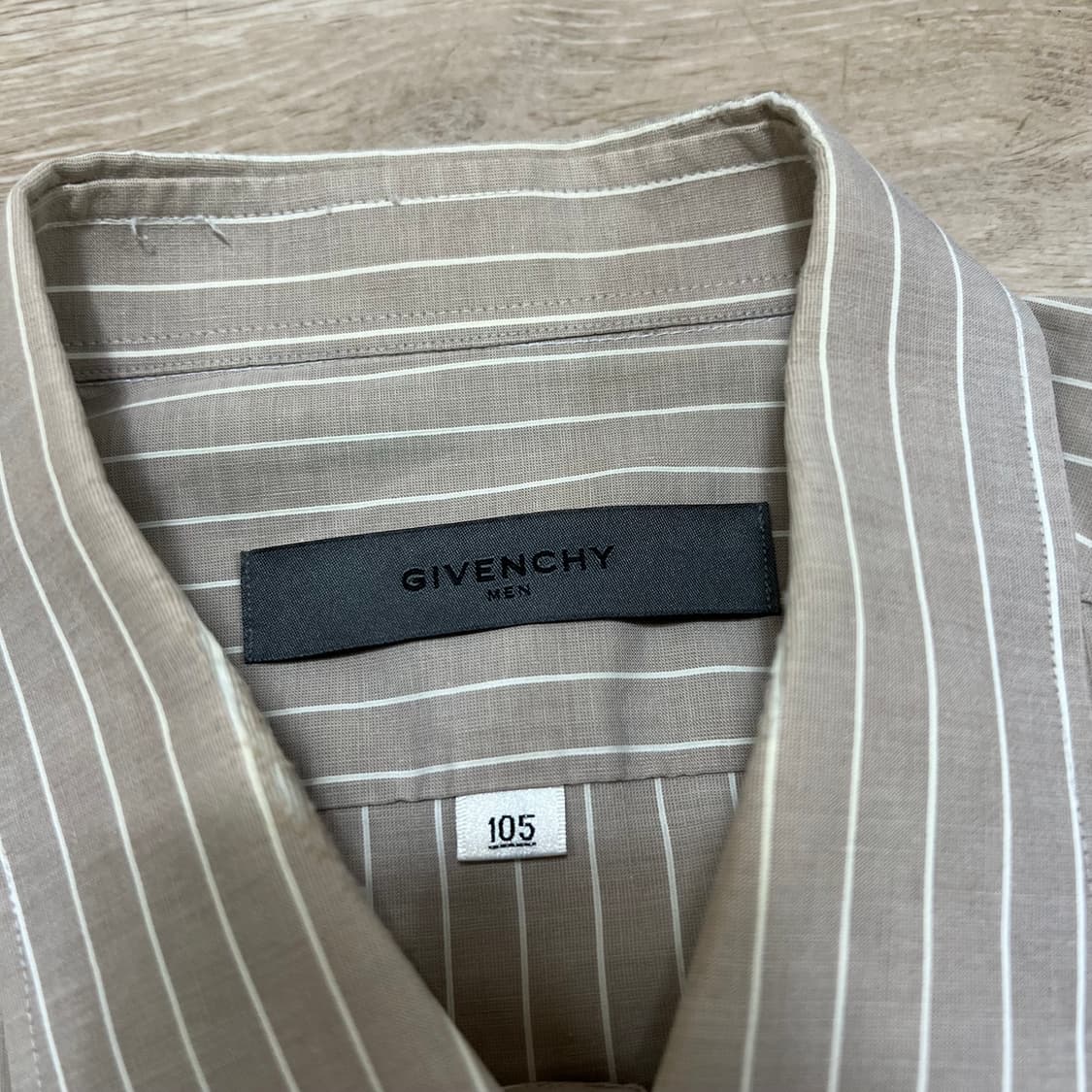 지방시 맨 클래식 스트라이프 셔츠 [라이트 베이지] XL/105 상품이미지4