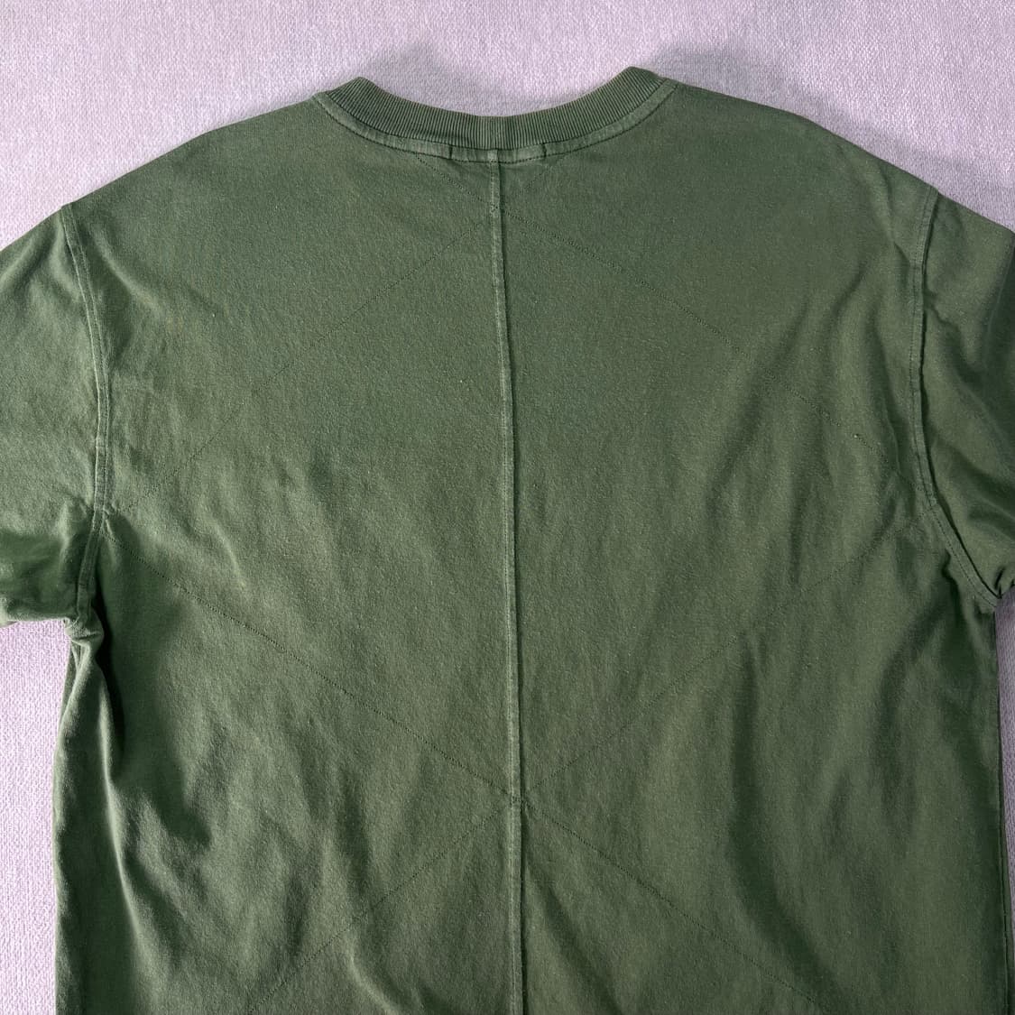 105 스톤아일랜드 테이프 로고 세이지그린 반팔 티셔츠 상품이미지5