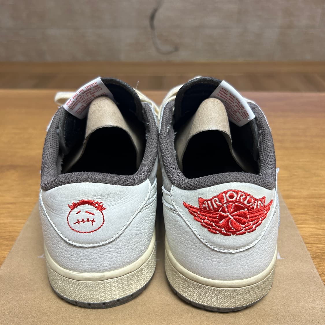 조던1 스캇로우 리버스모카 상품이미지5