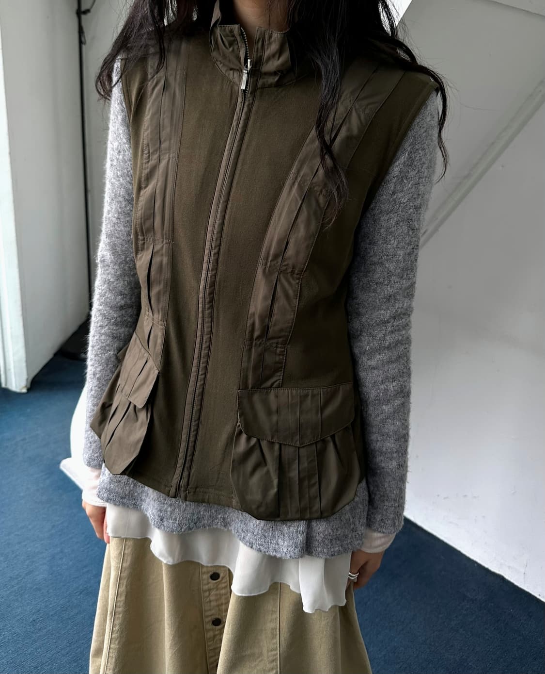 Stretched fabric fanel design gilet 상품이미지3