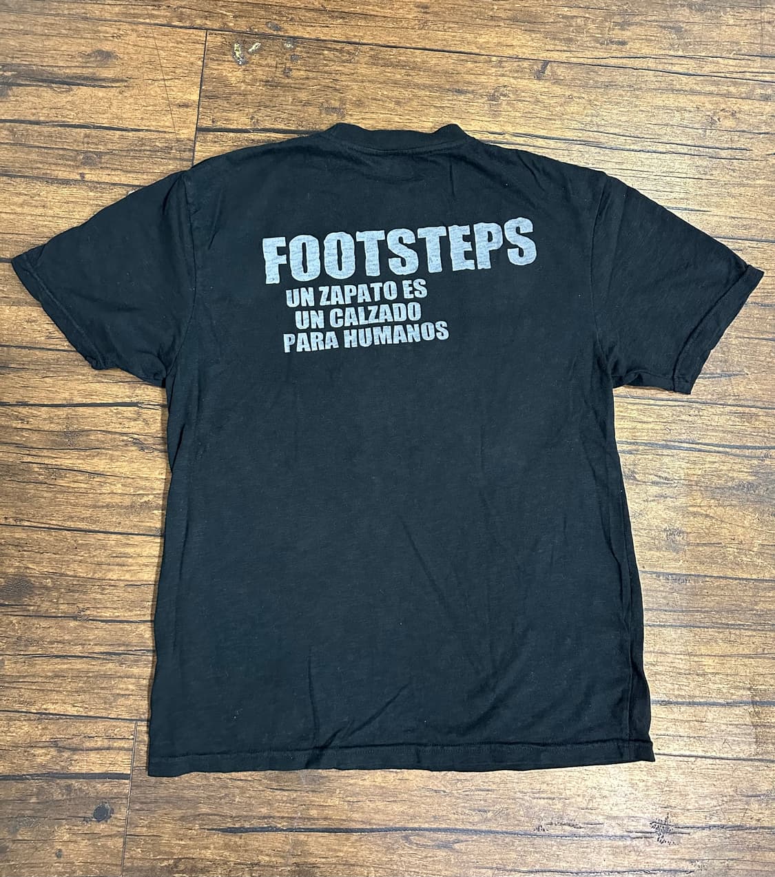 ZEKY 풋스텝 그래픽 빈티지 반팔티 L 상품이미지3