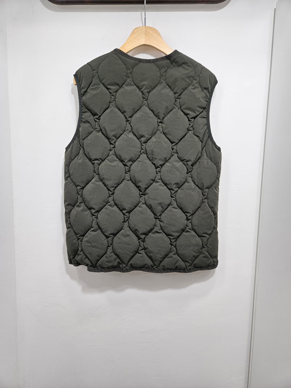 23FW 펠틱스(Feltics) 퀼팅 조끼 베스트 카키 상품이미지9