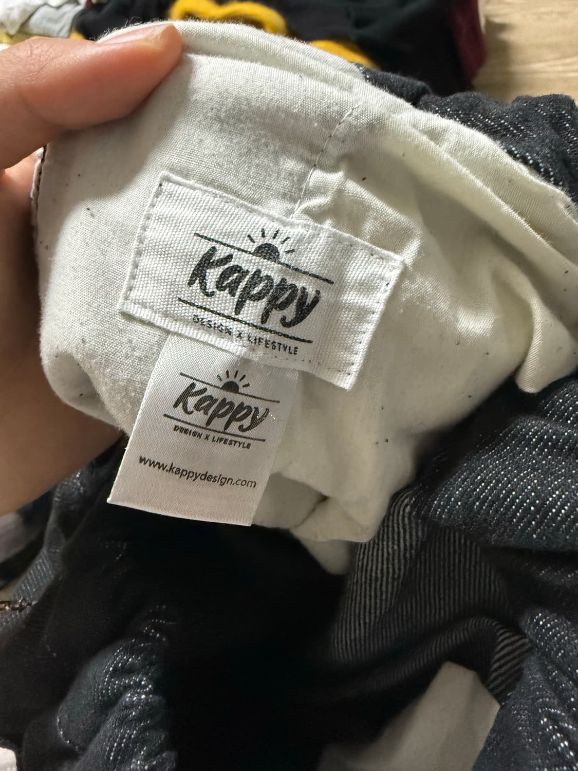 Kappy Two tuck wide denim pants black 상품이미지4