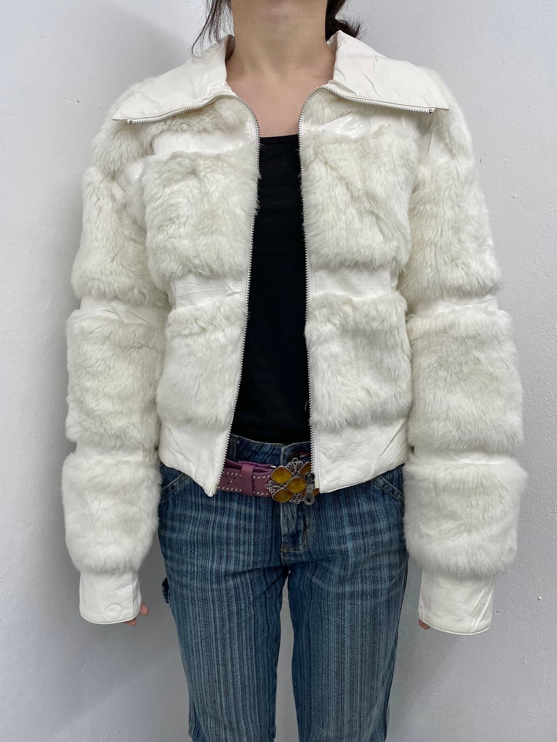 화이트 갸루 카라 퍼 자켓  상품이미지2