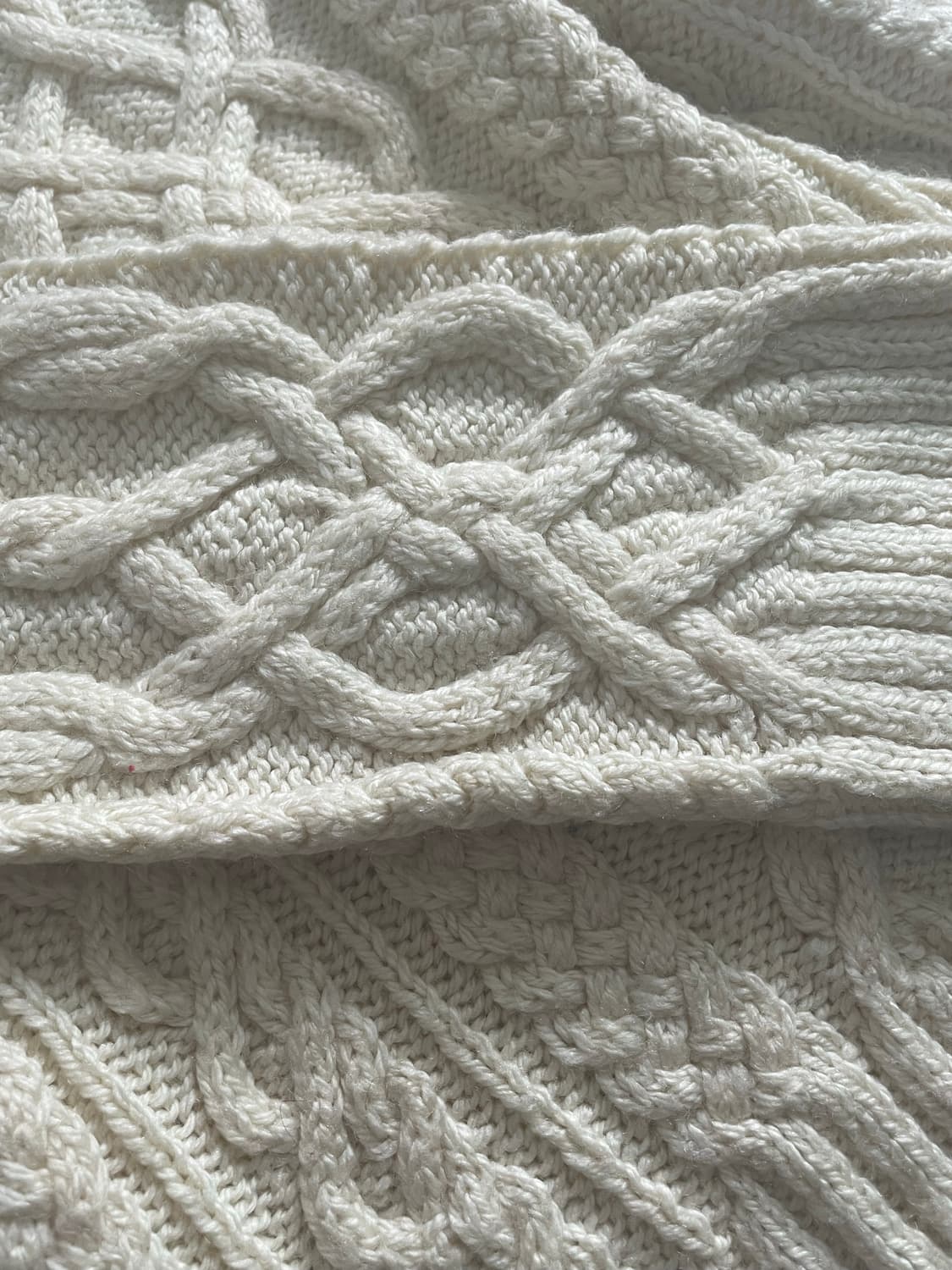 아이보리 꽈배기 니트 상품이미지2