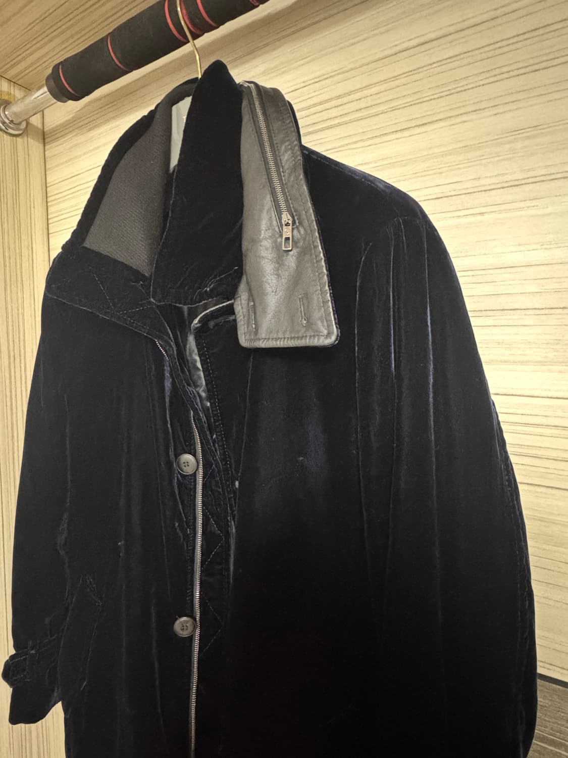 조르지오 아르마니 블랙라벨 벨벳후드 실사이즈 100 상품이미지2