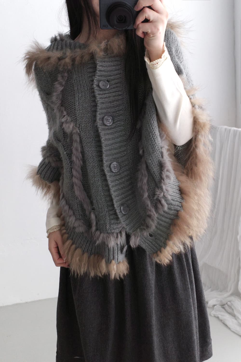 fur grunge cape 상품이미지8